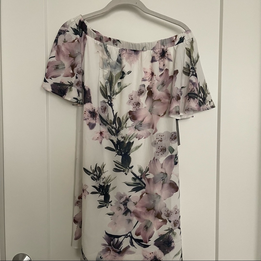 Lulus XS Off the Shoulder Floral Dress